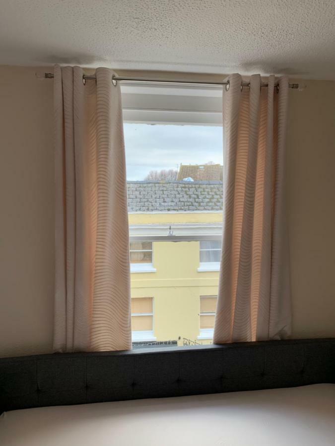 Cotswold Valley Aparthotel ストラウド エクステリア 写真